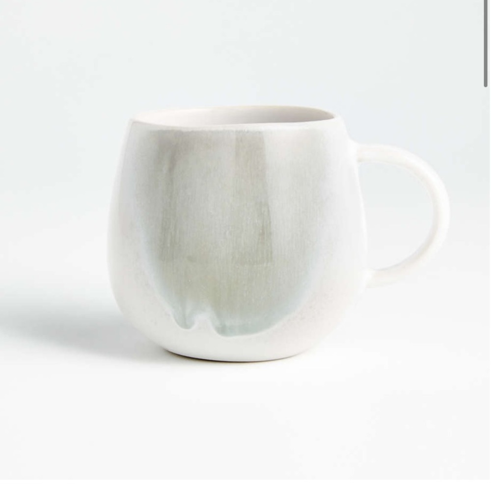 Crate and Barrel Ora Stonewear mugs never used!!